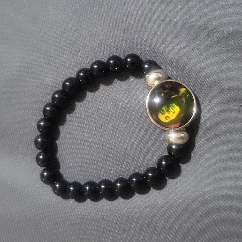 Women's jewelry bracelet